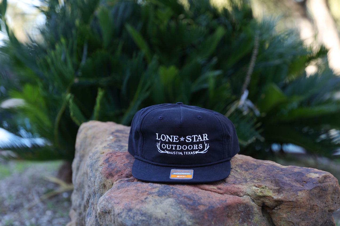 Lone Star Outdoors Antlers - Rope Hat - Black